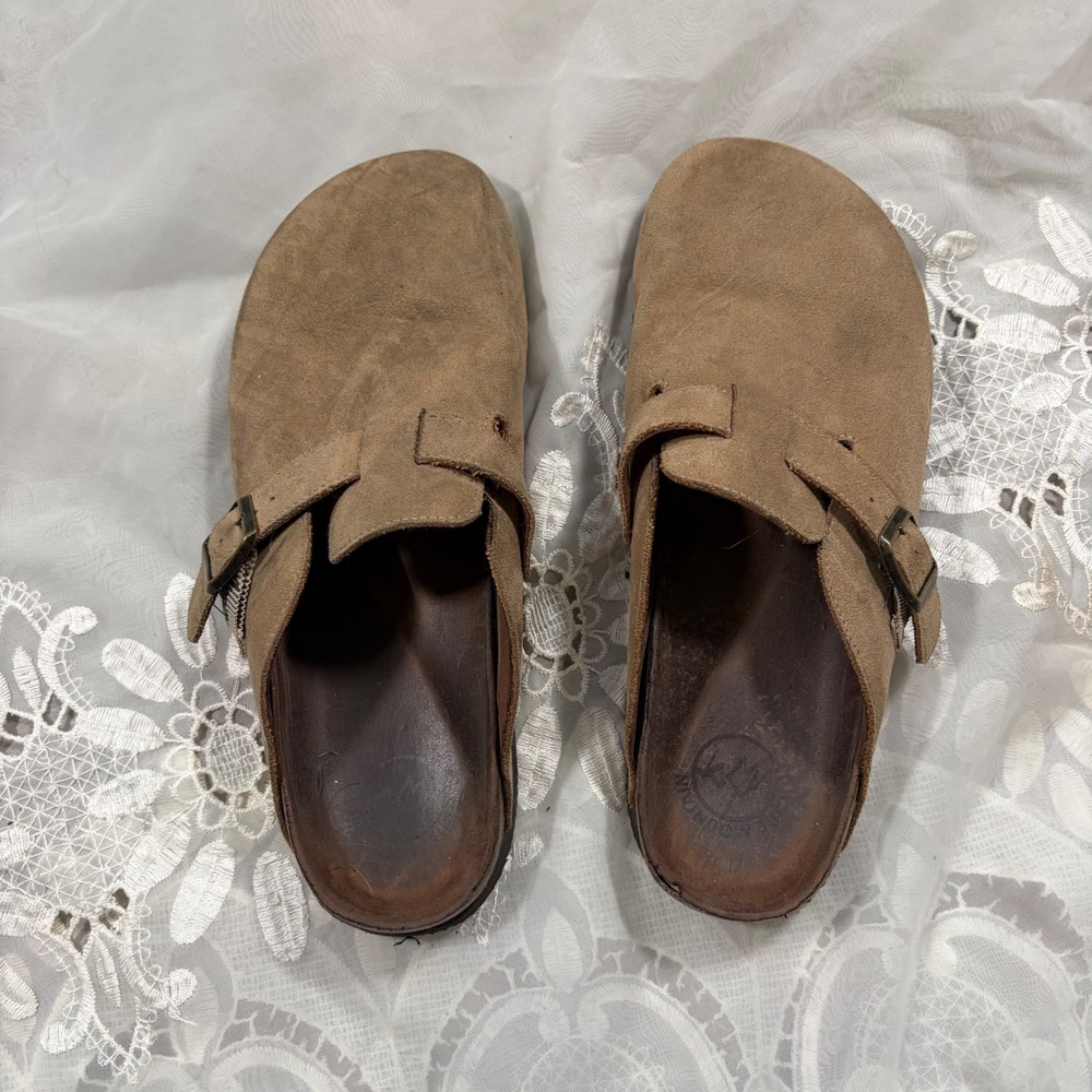 White Mountain Barrett Tan Brown Buckle Clogs Womens 10 Round Toe Slip On Shoes